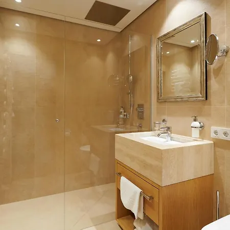 Garni Schneider Bed & Breakfast 3*